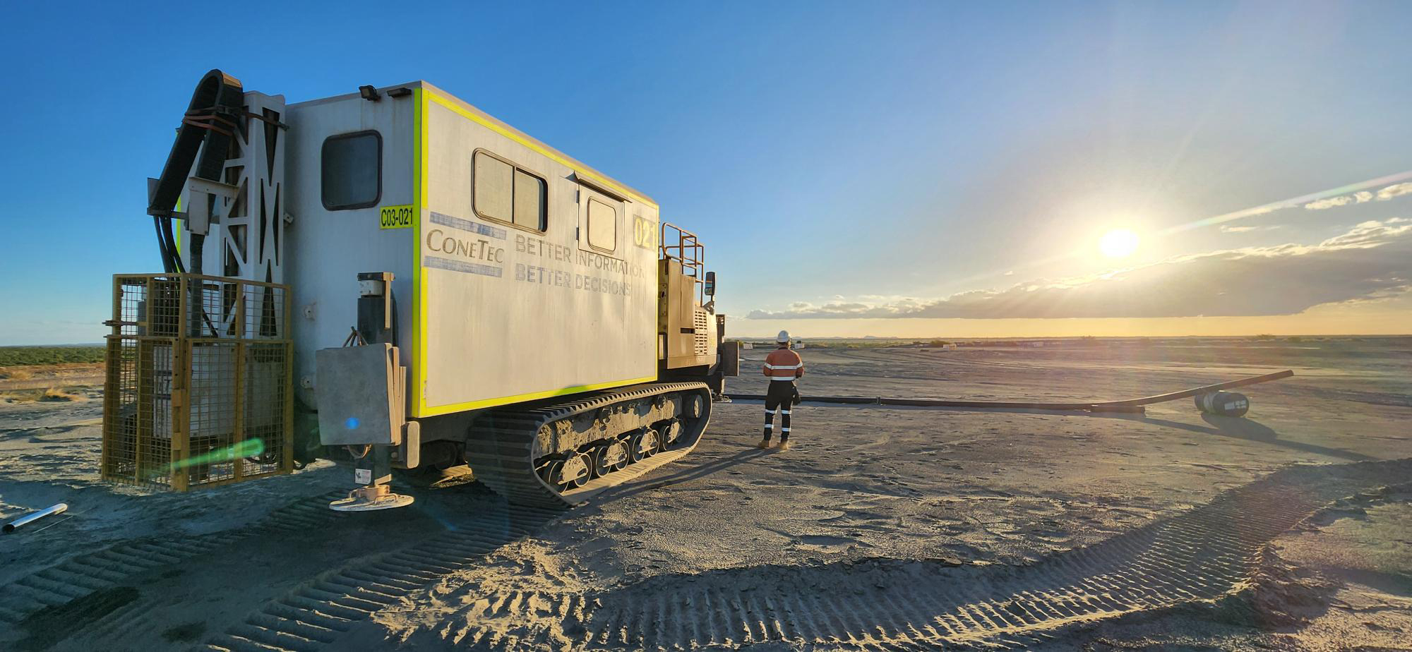 25-ton CPT Track Rig equipment in Australia performing in-situ testing